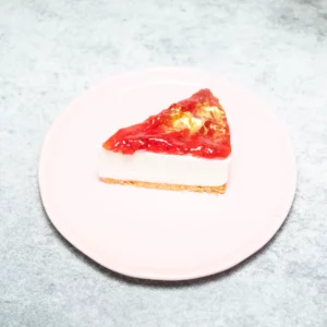 Eggless Strawberry Cheesecake [1 Slice]